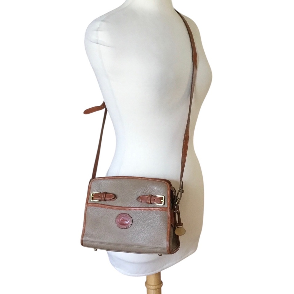 Vintage Dooney & Bourke Taupe Leather Buckle Shoulder Bag Crossbody Bag AS IS